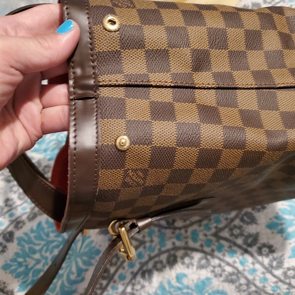 Louis Vuitton Hampstead MM - Picture 10 of 15